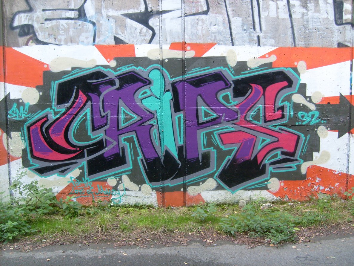 Граффити банды Crips
